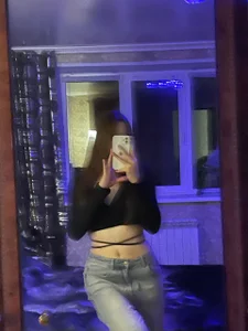 LisanBrown Public 圖片 2