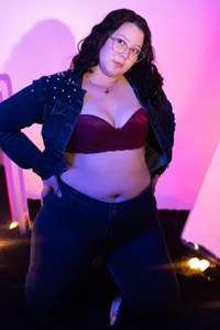 🔥Do you like what you're seeing? 🔥 de Eli_carpenter  3 Imagens