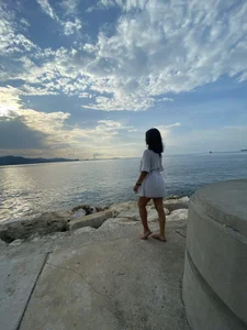 Rose_Allure Rose in the sea Pic 4