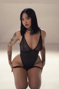 Elirpo Public টি ছবি