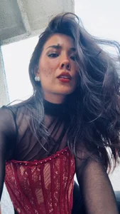 brunnetgirl96 Mysterious girl slika 4