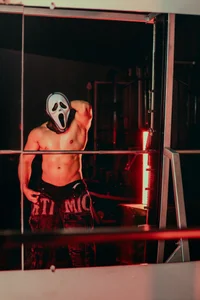 hank_fuller01 Halloween hot  2টি ছবি