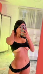 your_khloe ♥ টি ছবি