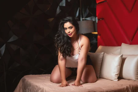 Sofia-Venegas Public Foto 3