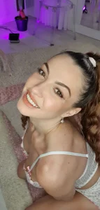 RebeccaRese Making you blush 💕 Poză 7