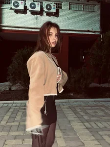 CeyaLier New day - New outfit Pic 4