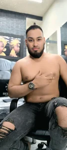 Public de Liam_hairy  2 Imagens
