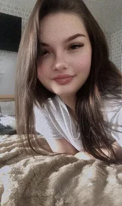 MarloEcker Public Hình