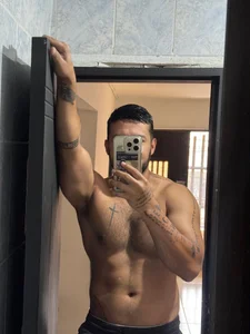 jek de jekvalentino Foto 4