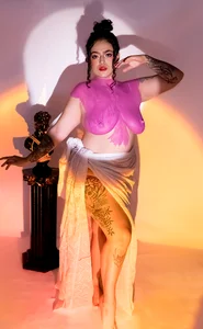 KayllaEvanss_ ✨ "Wait for me, I am about to be everything you want." Pic 2