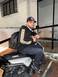 Public od jamess_0  3 snímek