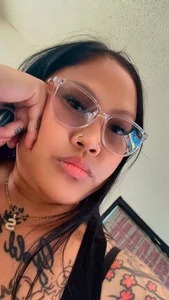 Goldblooded's XXX Nude Photo 1