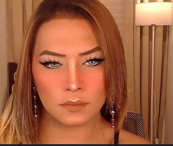 _Giamoore ❤️Quennly Pic 3