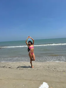 alice_guzman1 alice 🌙 slika
