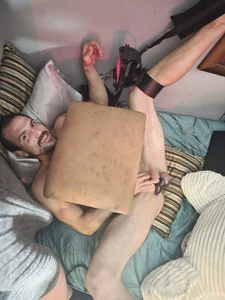 Hot and sexy de GasifiedCrown  photos