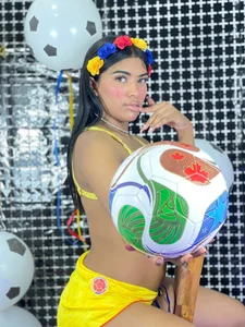 💛 💛 💙 ❤️ de BrunetteHotter Foto 3