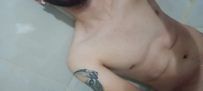 Guitarist-man My Body Pic