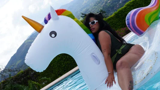 kyana_cream A DAY OUT Pic