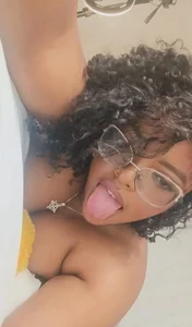 conielaurenth 🔥😈huh? 사진 3