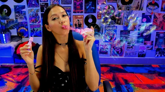 LanaBaker Bubbles Pic 3