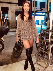 caribbean_passion_'s Cute, sexy girl on the street🎀🌺🌸😍 Sex Photo 4