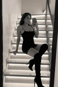 Konny_May Una noche para pasarla bien зображення