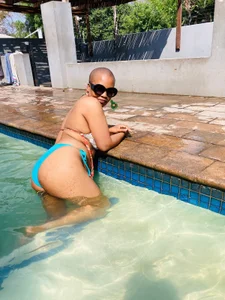 TashaBebe Public Pic 3