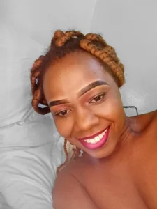 SexyyCinderella: Public ( 3 фото)