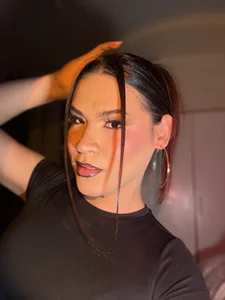 gianushi Gia sex in Europe Foto 4