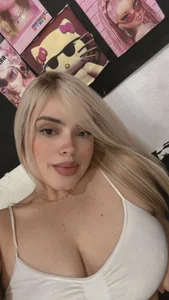 Samantha_Palm Public зображення 4