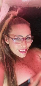 BrendaSex_Hot: Public ( 3 фото)