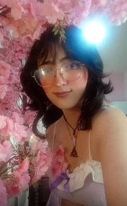 Come and eat me complete I have my pussy wet 🥵👄 od SaraMartini1  3 snímek