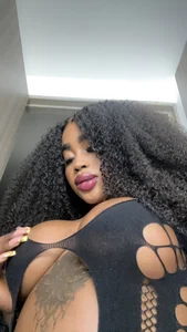 charlotte_tiller Public Pic