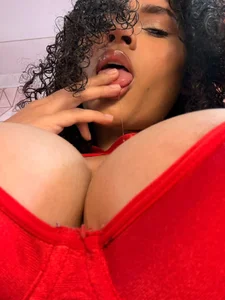 Lilithadams1 Public Pic 4