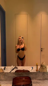 yoursecretloveee Public Billede