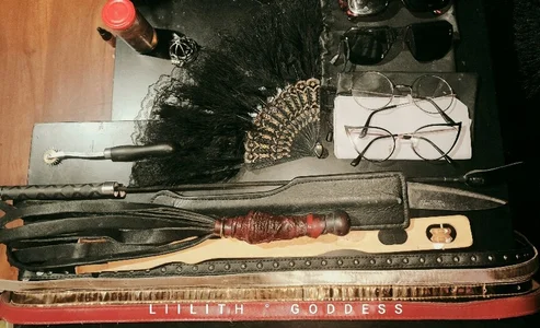 Zdjęcia Liilith_goddess_ ❌🫦CHRISTMAS EVE COLLECTION 🫦❌:  3