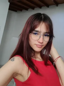 MelodyMansson kullanıcısının Good morning, my secret temptation… 🔥 From 9:00 AM to 5:00 PM (Colombia time), I’m here to be your albümü -  3 fotoğraf