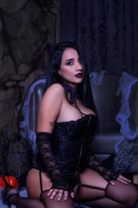 UrNewFantasy Halloween 20 25 Foto 2