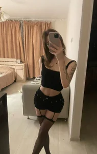aera_elese loungewear slika