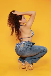 Zdjęcia LucyLovelyy Editorial top: 