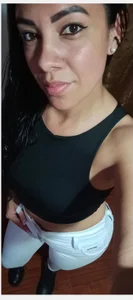 Chloe_Milf_ Public Pic 3