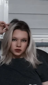 It’s me😊 de JuleeAndrea  2 Imagens