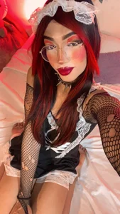 Cute_Aleja: ALEJITA HOT MAID <3 ( 5 фото)