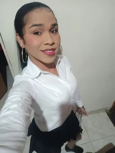 isabel_martinez_ Public Gambar 2