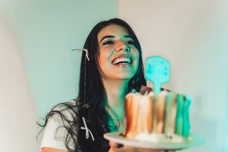 NicolRoss_ Celebrate with me! Bilde