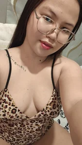 ThePrettySecret Selfie slika 3