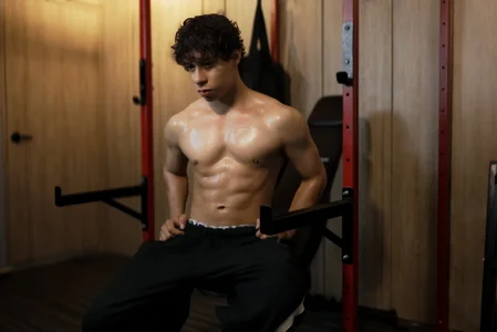 Chris_Evanss Public Immagine  3