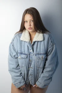 YuliCardona_ Public Poză 2