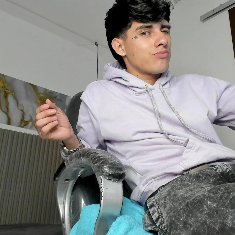 صور Dyla_n18 الرائجة  1850