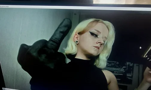 Holy_Mistress_S Public Billede 5